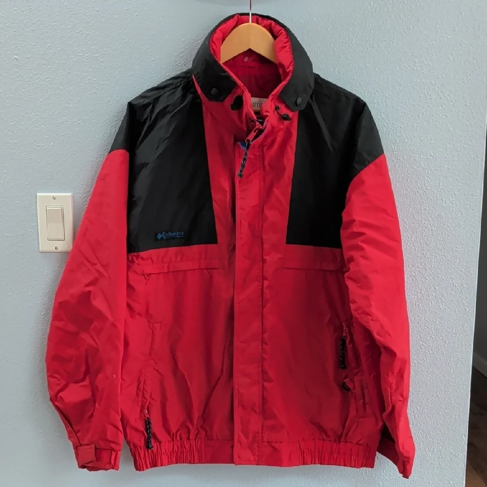 Columbia Vamoose Vintage Men's Red and Black Ski Jacket